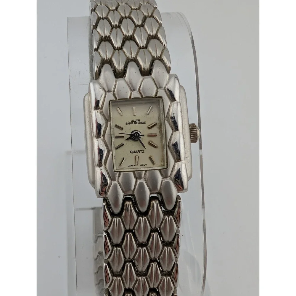 Vintage Allyn St George Watch Women‎ 19mm Case Silver 7.25